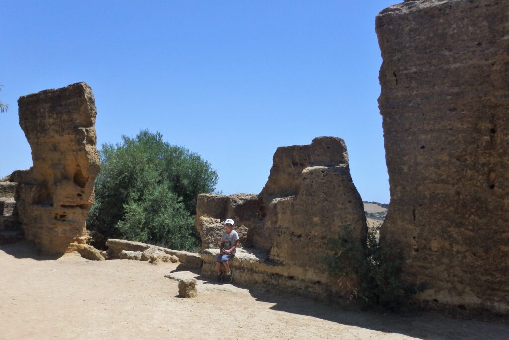 Sicilia Agrigento bambini