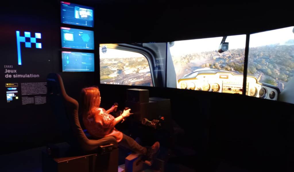 parigi museo scienza e tecnica bambino simulatore parigi museo scienza e tecnica bambino simulatore