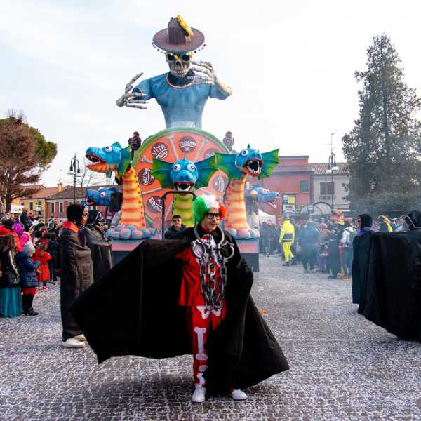 carnevale veneto di Casale di Scodosia padova (1) carnevale veneto di Casale di Scodosia padova (1)