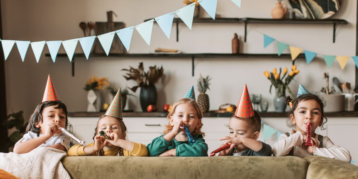 Festa di compleanno per bambini a casa idee low cost e giochi a tema