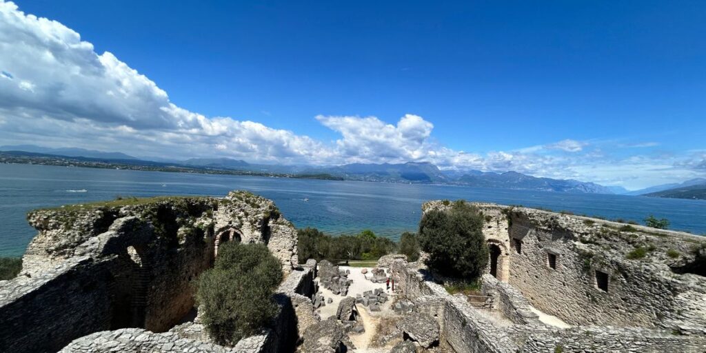 Grotte di Catullo e Museo di Sirmione: visita in famiglia tra storia e natura