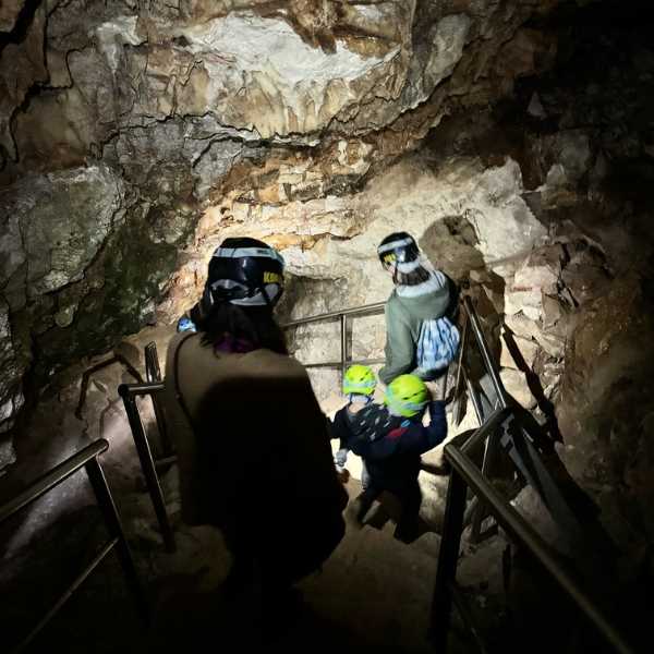 Puglia esperienze con bambini grotte di Castellana Puglia esperienze con bambini grotte di Castellana