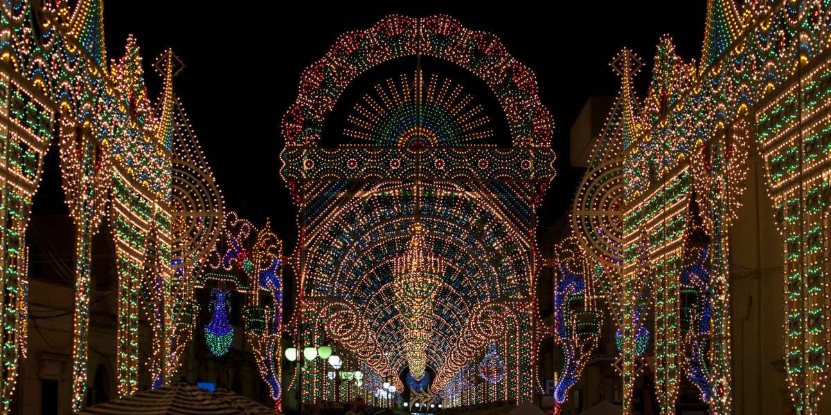 Puglia esperienze con bambini luminarie feste patronali Puglia esperienze con bambini luminarie feste patronali